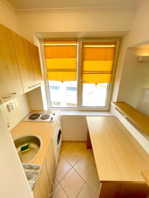 Boutique Apartment In The Bucharest City Center Bagian luar foto