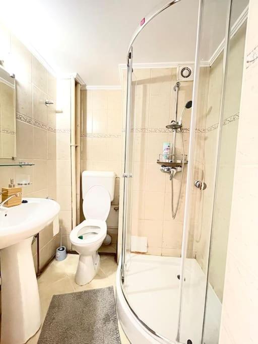 Boutique Apartment In The Bucharest City Center Bagian luar foto
